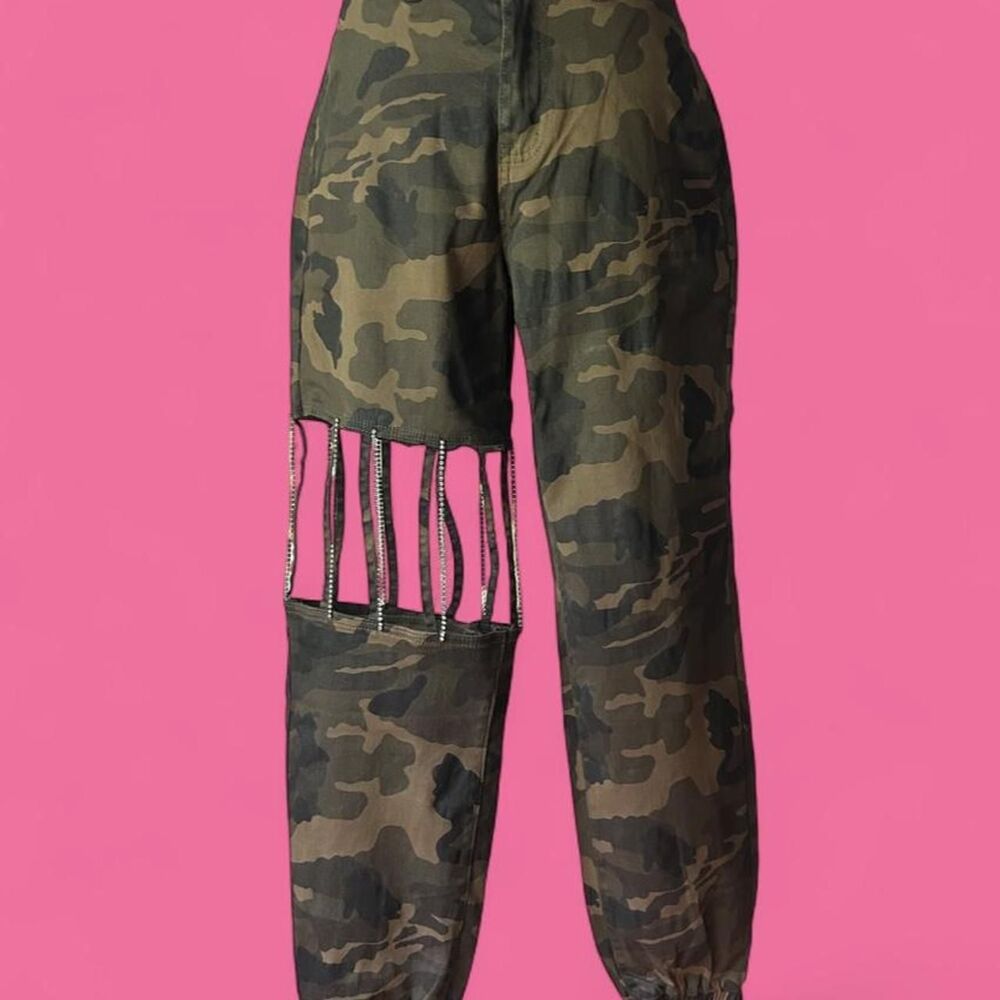 Camo Cutout Chain Pants Rhinestone Y2K Grunge Size M